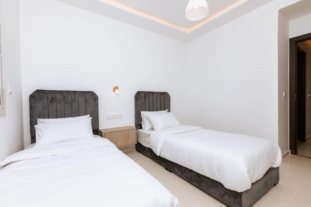Luxe De 2 Chambres Avec Parking